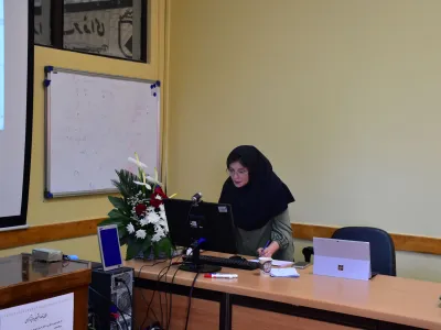 دفاع پایان نامه خانم الهام نصر اصفهانی دانشجوی کارشناسی ارشد مدیریت سلامت، ایمنی و محیط زیست (HSE)