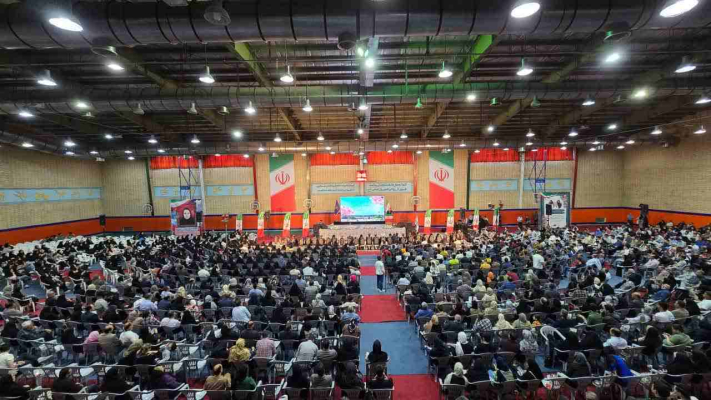 آیین استقبال از ۱۱۰۰ دانشجوی جدیدالورود دانشگاه علوم پزشکی اصفهان