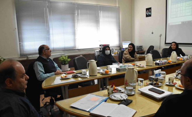 هفتادمین جلسه شورای دانشکده روز شنبه  ٢۰ دی ماه ۱۴۰۴ در دفتر ریاست دانشکده برگزار گردید