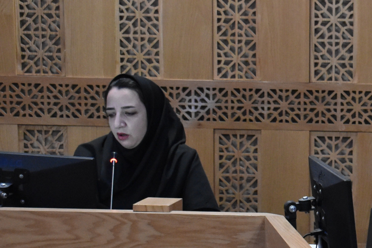 دفاع پایان نامه خانم رعنا رحیمیان طا یفه دانشجوی دکترای بهداشت حرفه ای و ایمنی کار
