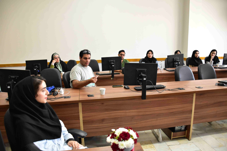 نخستین جلسه کارشناس واحد فرهنگی دانشجویی با اعضای انجمن های علمی دانشجویی و شورای صنفی دانشکده