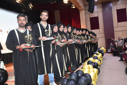 برگزاری مراسم آیین دانش آموختگی دانشکده بهداشت