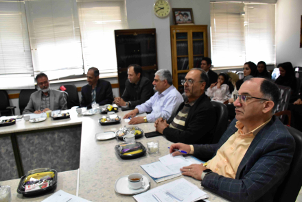 دفاع پایان نامه خانم زینب دیداری دانشجوی کارشناسی ارشد رشته مهندسی بهداشت محیط 