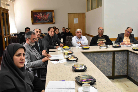 دفاع پایان نامه خانم زینب دیداری دانشجوی کارشناسی ارشد رشته مهندسی بهداشت محیط 