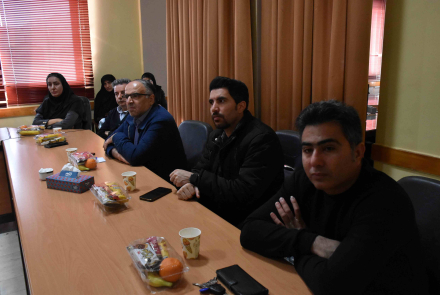 دفاع پایان نامه زهرا اردودری  دانشجوی دکترای  بهداشت حرفه ای و ایمنی کار