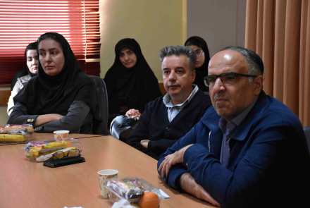 دفاع پایان نامه زهرا اردودری  دانشجوی دکترای  بهداشت حرفه ای و ایمنی کار