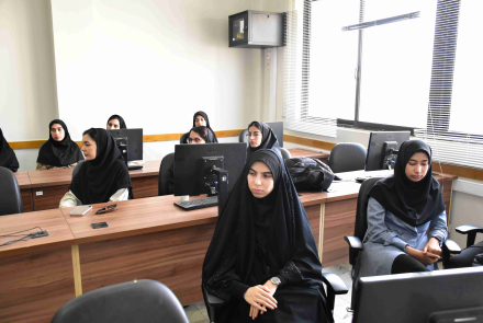 نخستین جلسه کارشناس واحد فرهنگی دانشجویی با اعضای انجمن های علمی دانشجویی و شورای صنفی دانشکده