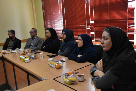 دفاع پایان نامه زهرا اردودری  دانشجوی دکترای  بهداشت حرفه ای و ایمنی کار