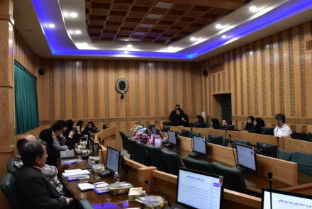 دفاع پایان نامه خانم مائده حسین نیا دانشجوی دکترای آموزش بهداشت و ارتقاء سلامت